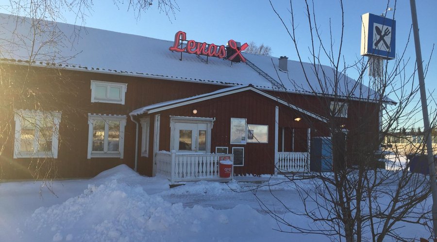 Åt en helt godkänd gräddstuvad pyttipanna - på väg mot Luleå