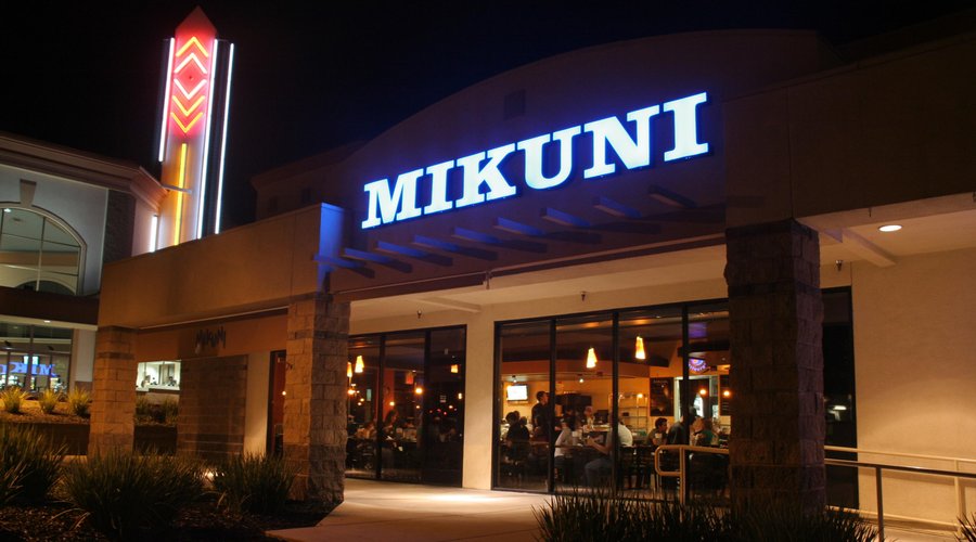 Mikuni Japanese Restaurant & Sushi Bar