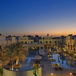 Al Seef Resort &amp; Spa by Andalus, hotel in Abu Dhabi
