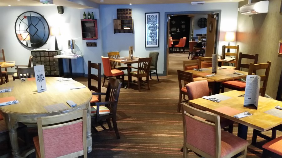 New decor at Brysons Rstaurant, The Dunavon