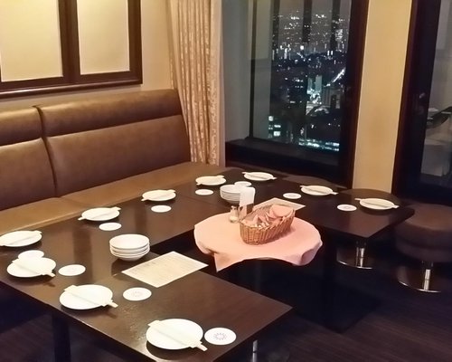 Conheça o Tokyo: uma mistura de karaokê, restaurante e balada – Multiplique  o Amor