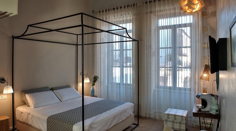Rooms inside