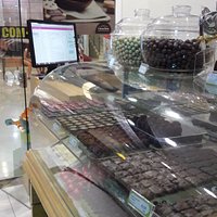 Trufas e bombons para escolher