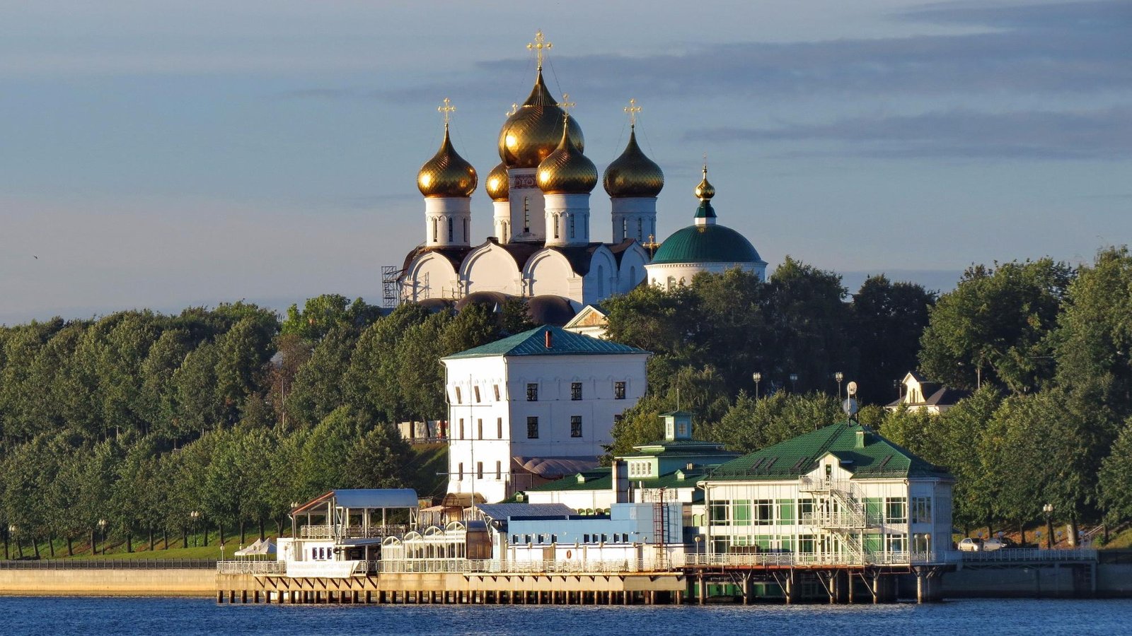 Про ярославль. Кузнечиха Ярославль достопримечательности. Достопримечательности Ярославля за один день. Ивняки Ярославль достопримечательности. Ярославль достопримечательности что посмотреть за 1 день летом.