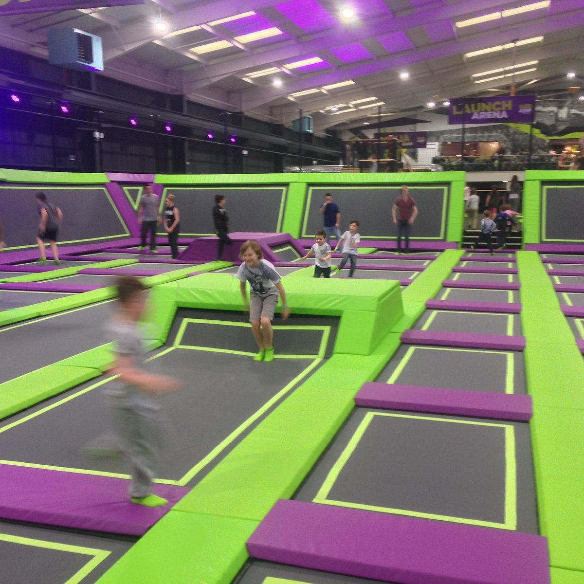 Thanksgiving Forestående sikkerhedsstillelse Base Jump Trampoline Park (Rayleigh) - All You Need to Know BEFORE You Go