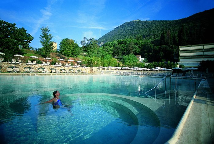 Grotta Giusti Thermal Spa Resort Tuscany Massage: Pictures & Reviews ...