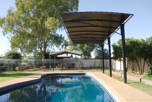 Mayfair Motel in West Wyalong, image may contain: Pool, Water, Backyard, Yard