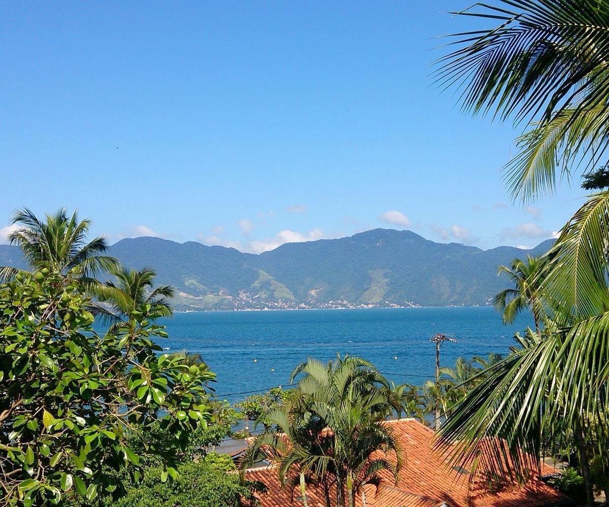 Praia do Viana é urbana e tem águas claras, mornas e tranquilas. É ideal  para crianças e quem busca tranquilidade. - Picture of Ilhabela, State of  Sao Paulo - Tripadvisor