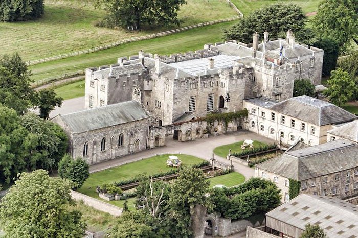 hazlewood castle dining room