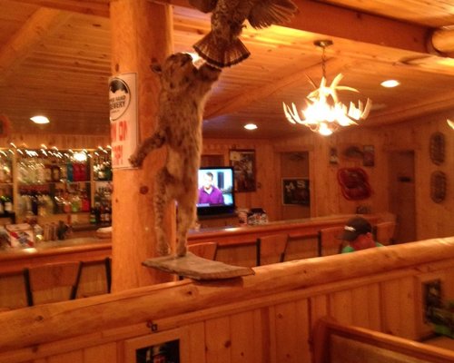 SOLBERGS BUCK INN SPORTS BAR & GRILL, Escanaba - Menu, Prices ...