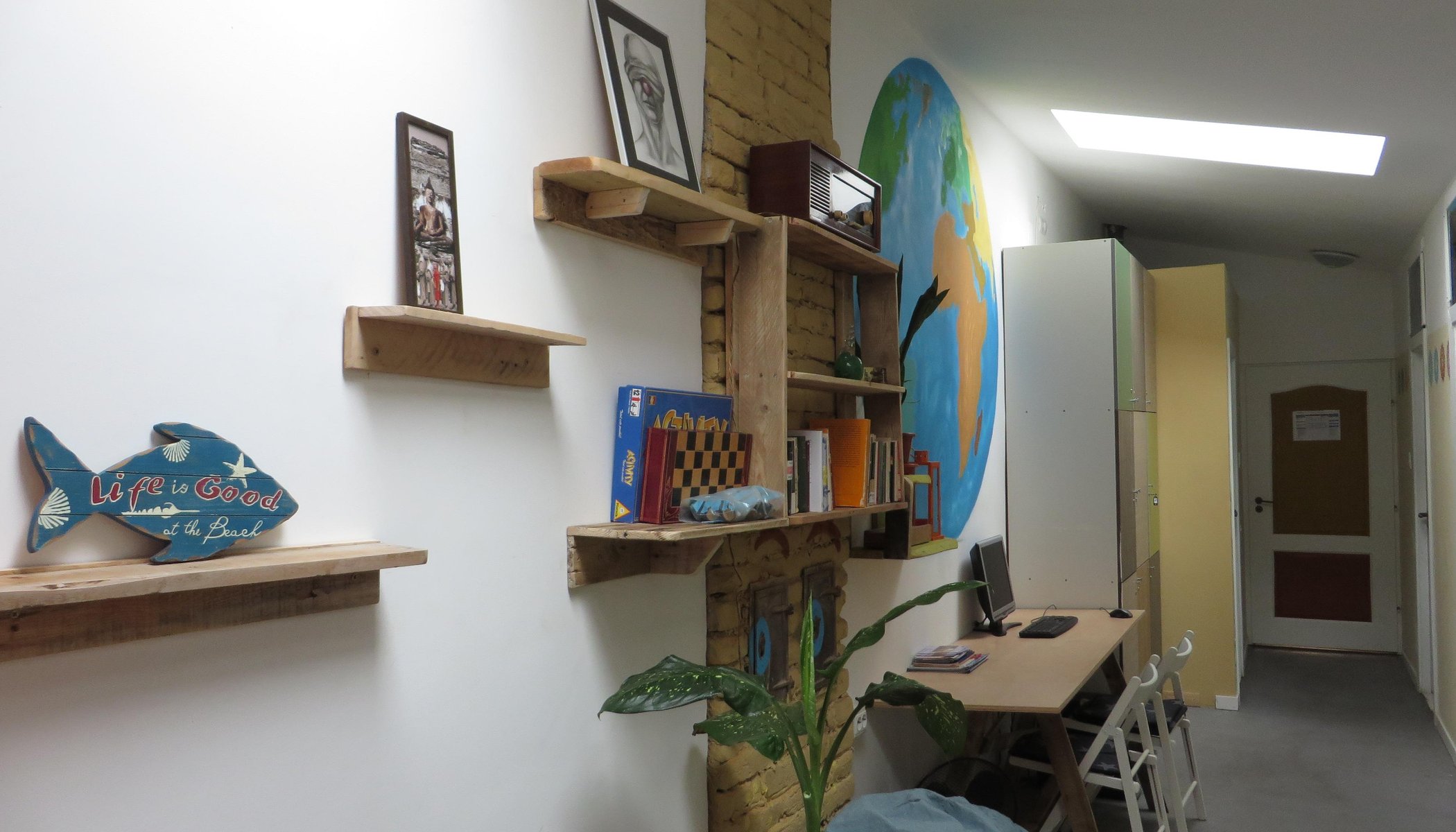 Zen Hostel by null
