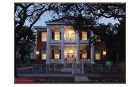 Hubbard Mansion Bed and Breakfast image