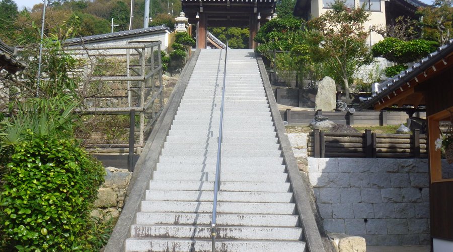 参道の石段