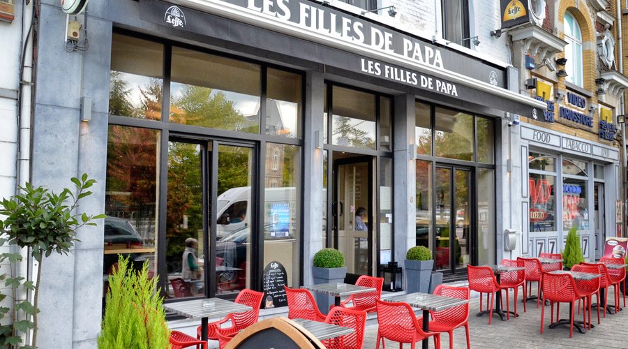 filles de papa terrasse