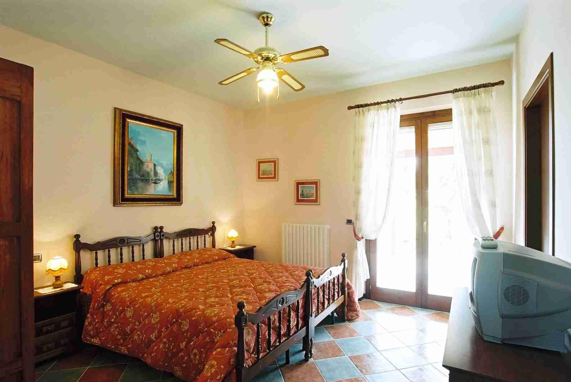 MAMMA GINA'S BED & BREAKFAST - B&B Reviews (Acquaviva Picena, Italy)