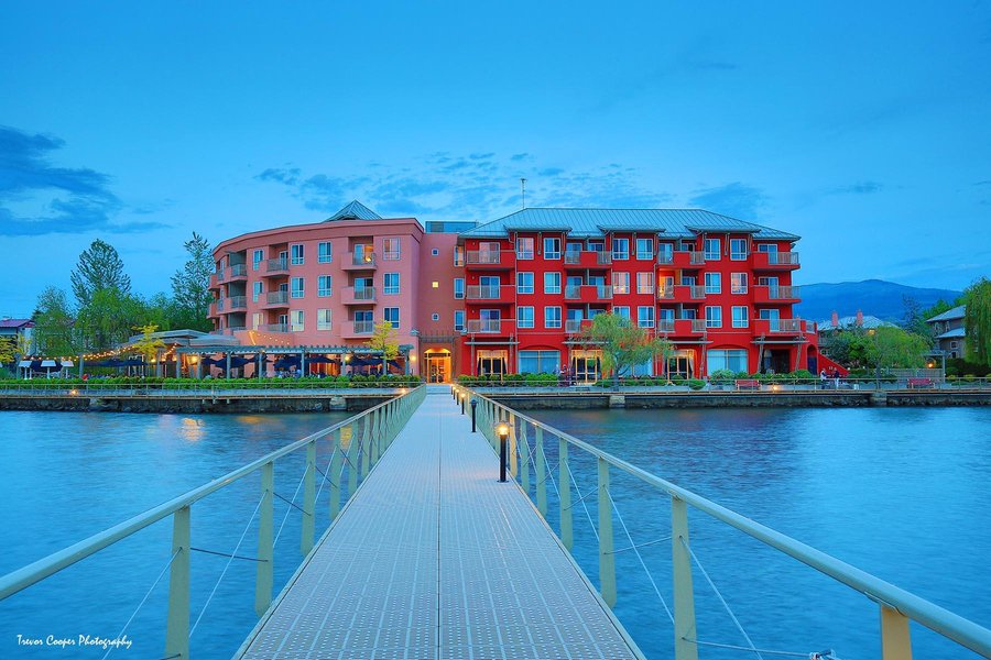 Manteo Resort Waterfront Hotel & Villas UPDATED 2021 Prices, Reviews & Photos (Kelowna