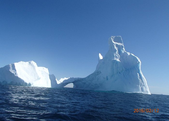 iceberg  a nonforgaatable picture of world