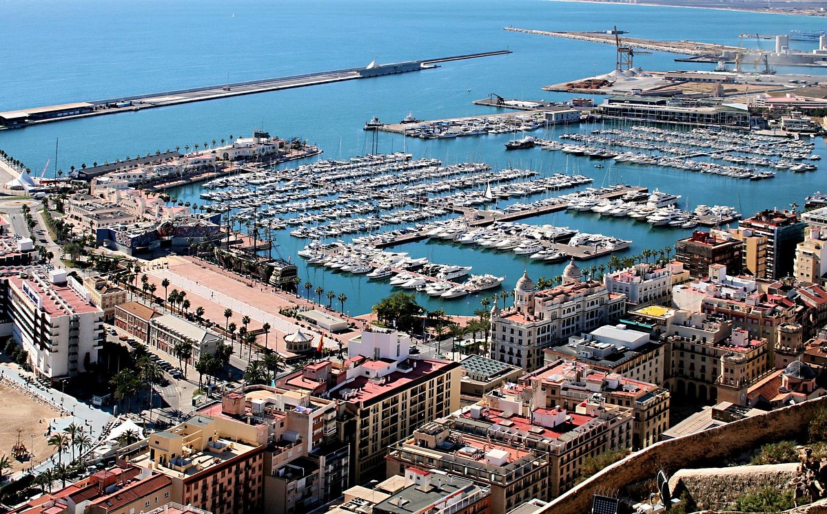 Paseo del Puerto Viejo (Alicante) - All You Need to Know BEFORE You Go