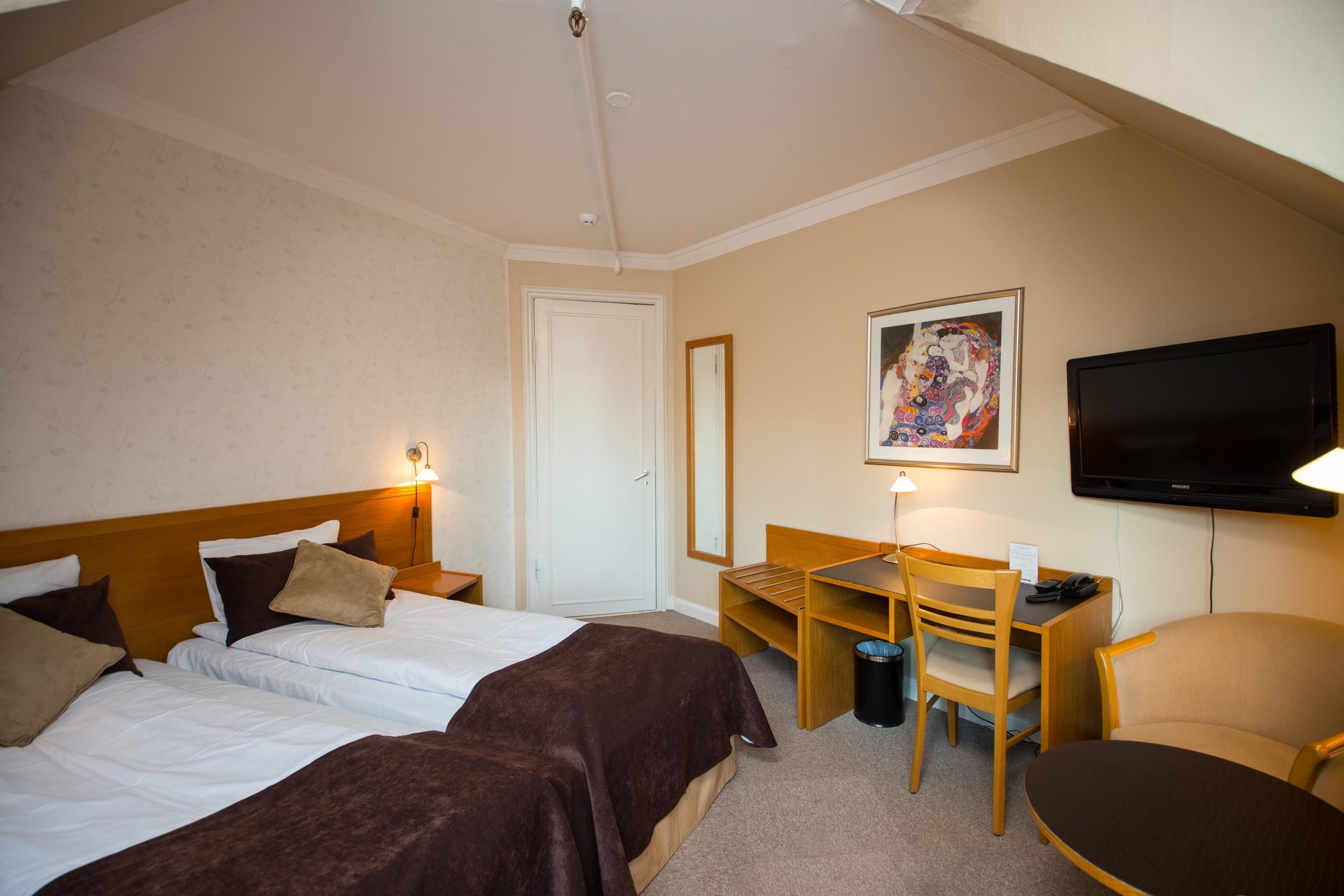 Sten hotell by null