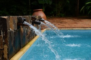 Piscina e praia