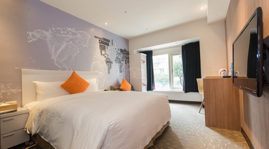 The Venture Room at the Via Hotel Loft