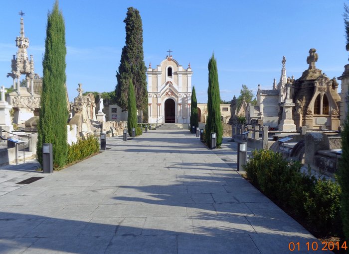 Imagen 9 de Cementerio modernista