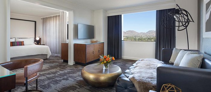 Super Bowl 2023: Phoenix hotel rooms are few; prices sky high