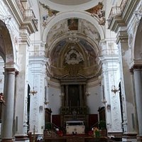 Chiesa di S. Pietro - interni