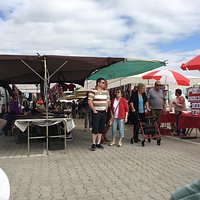 Good market sells shirts & bags & belts & shirts, you must try they donuts & churros which are m