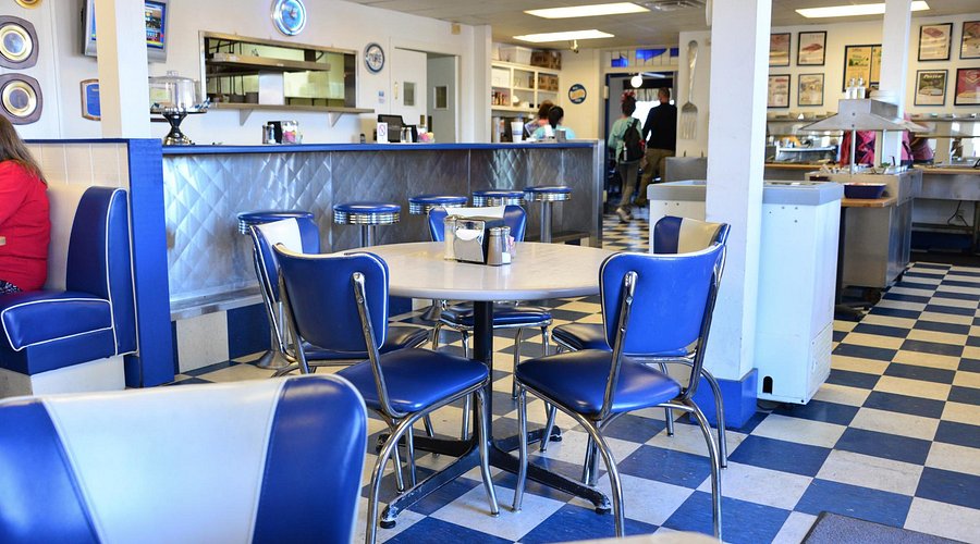Blue & White Restaurant