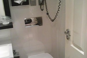 Room & Suite