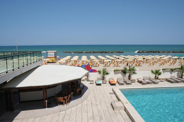 ALBERGO MEDITERRANEO $103 ($̶1̶1̶2̶) - Updated 2023 Prices & Hotel Reviews  - Terracina, Italy