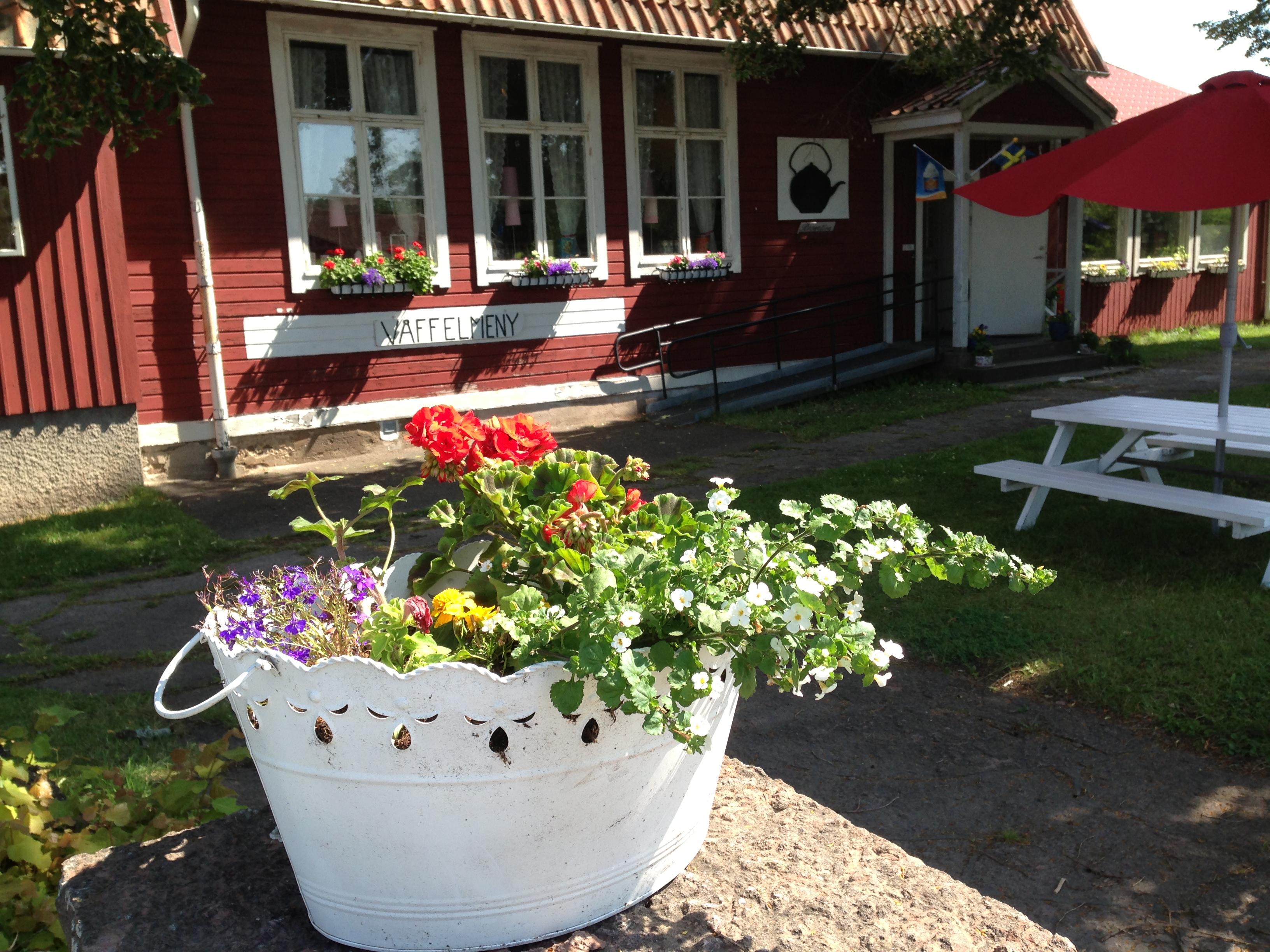 EDITH & JULIA B&B (Borgholm) - B&B Reviews, Photos, Rate Comparison ...