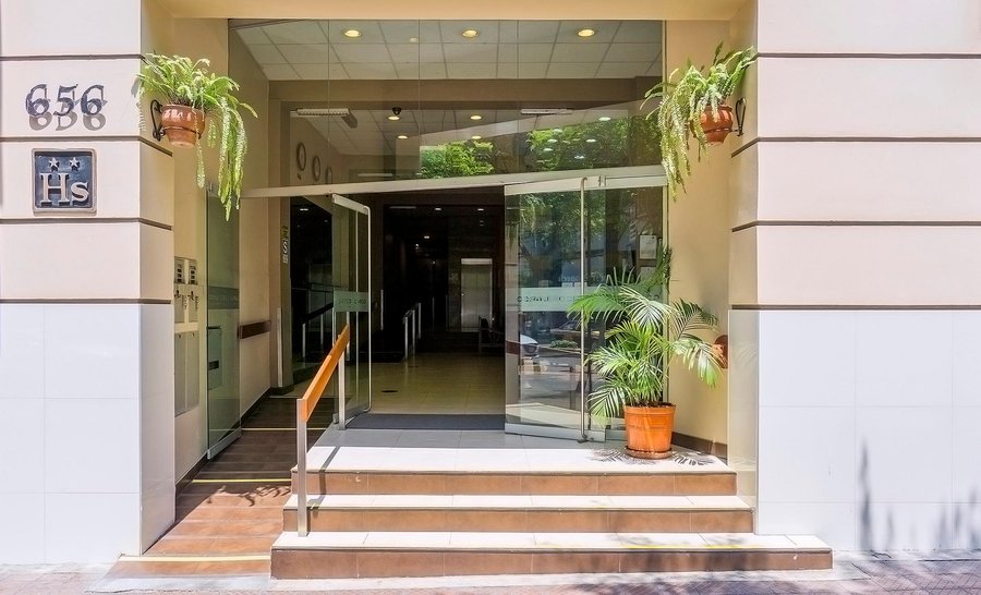 ENTRADA A SUITES LARCO 656