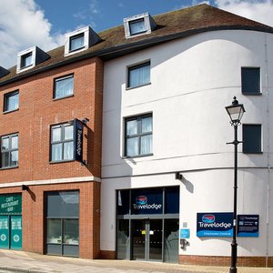 Chichester Central - Exterior