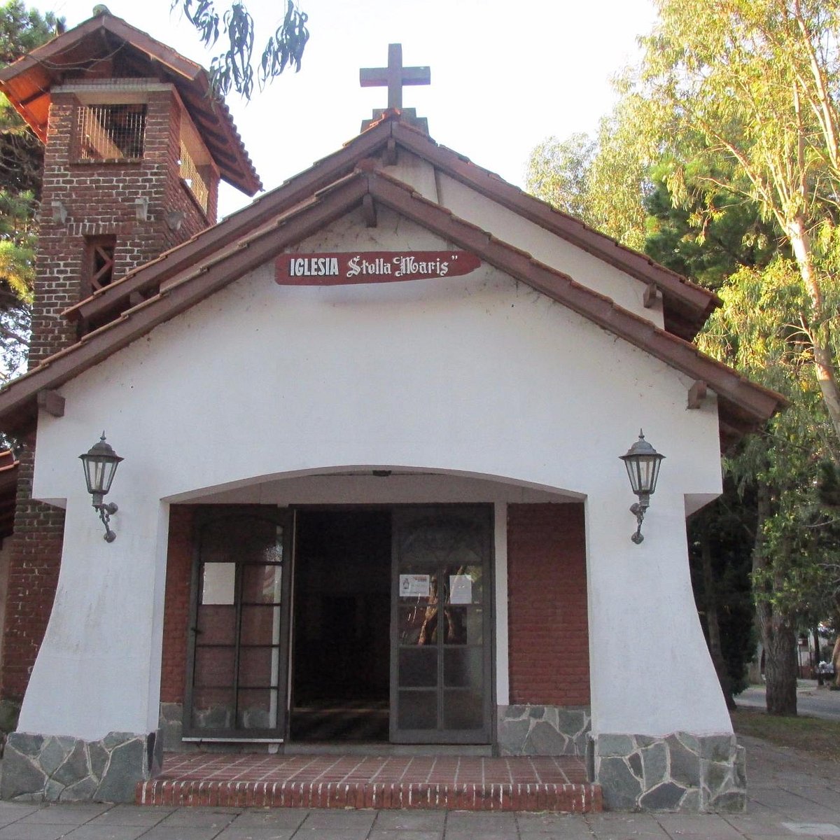 Parroquia Stella Maris, San Bernardo