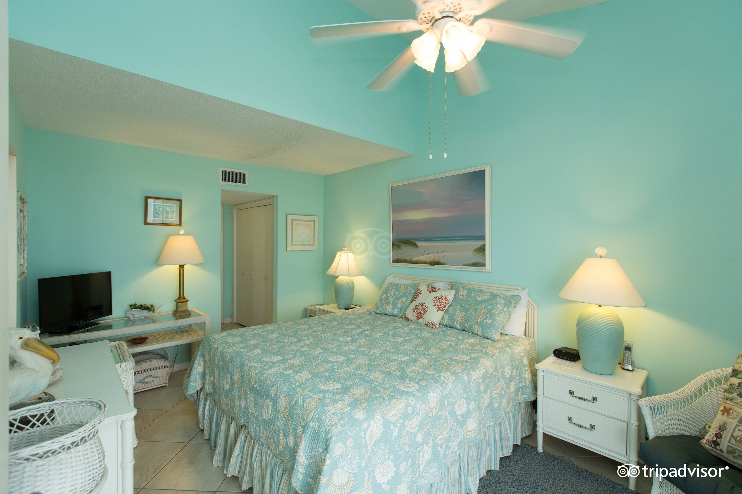 SUGAR BEACH Updated 2022 Prices Hotel Reviews Orange Beach AL   Three Bedroom Condo  V10390561 