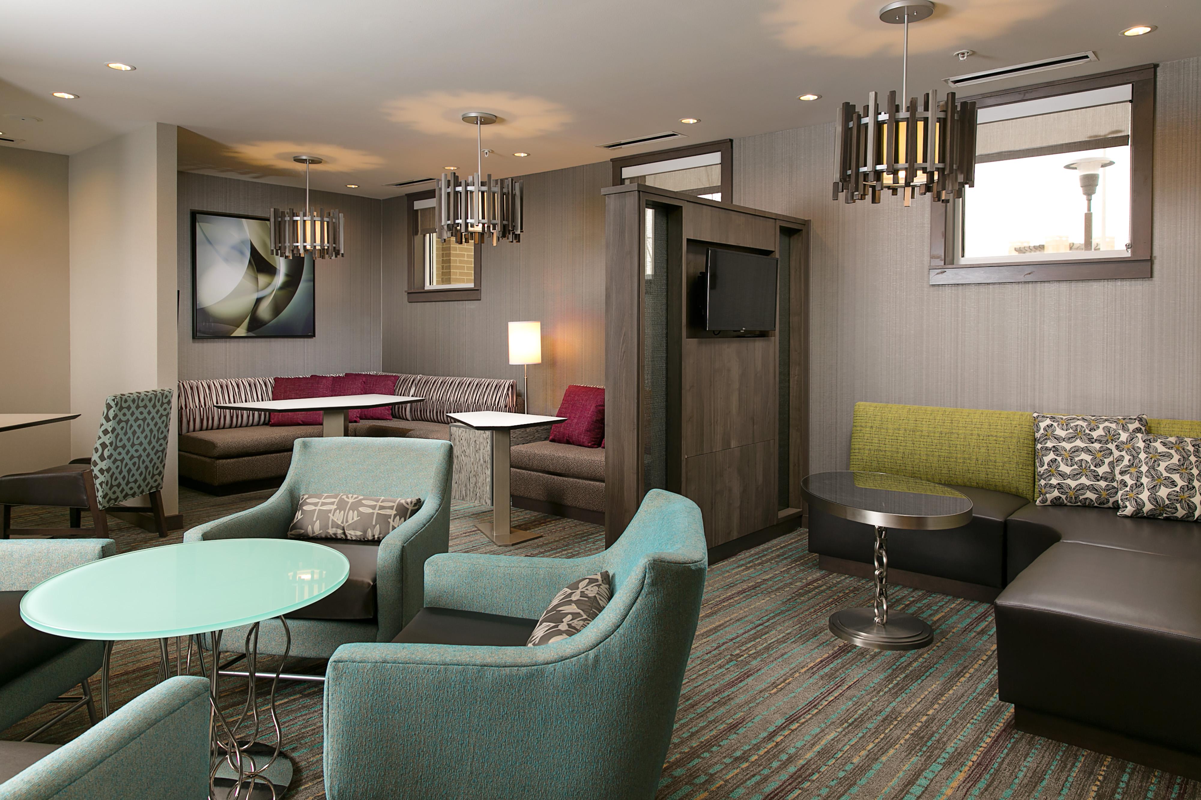 Hotel photo 33 of Residence Inn by Marriott Kansas City at The Legends.