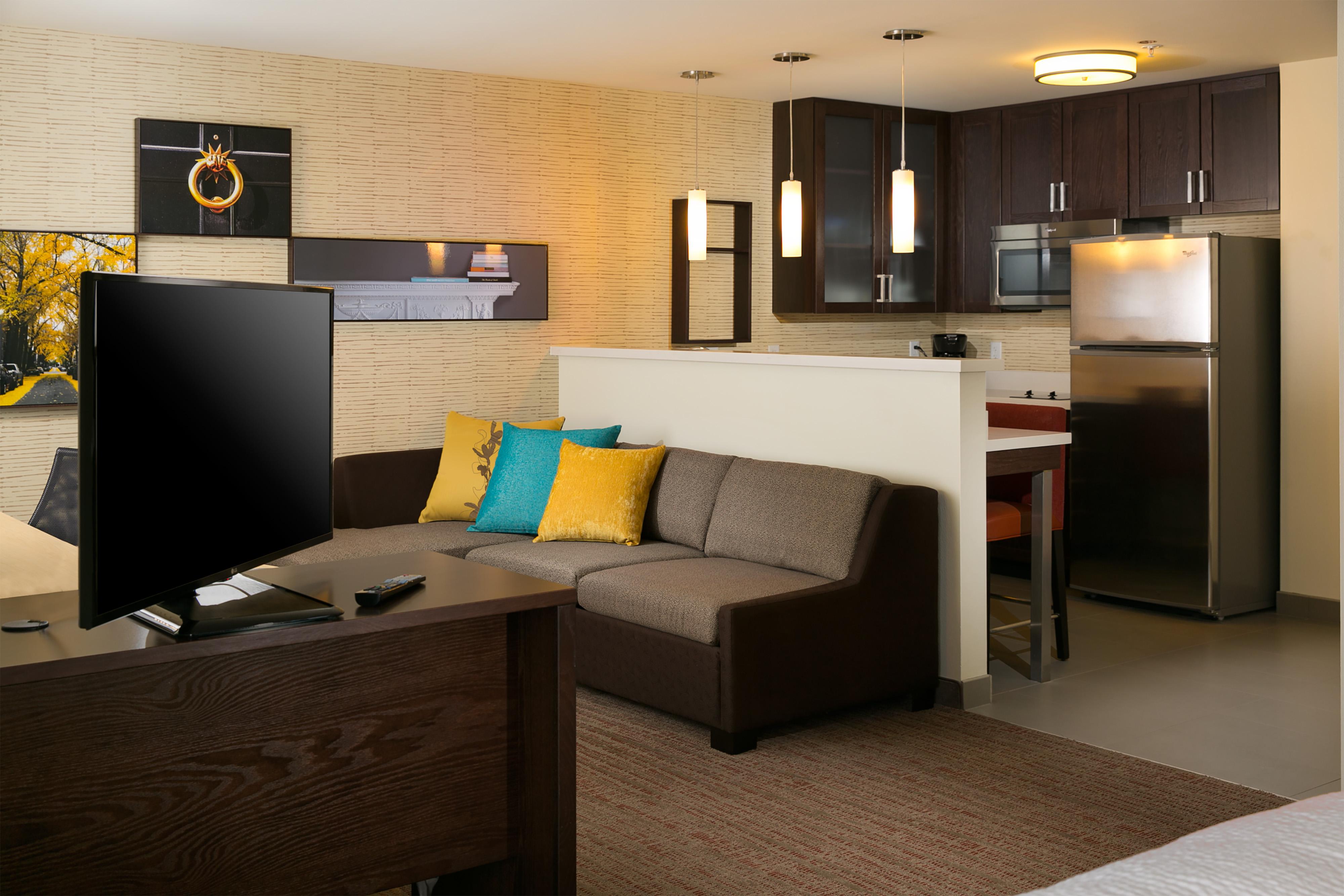 Hotel photo 31 of Residence Inn by Marriott Kansas City at The Legends.