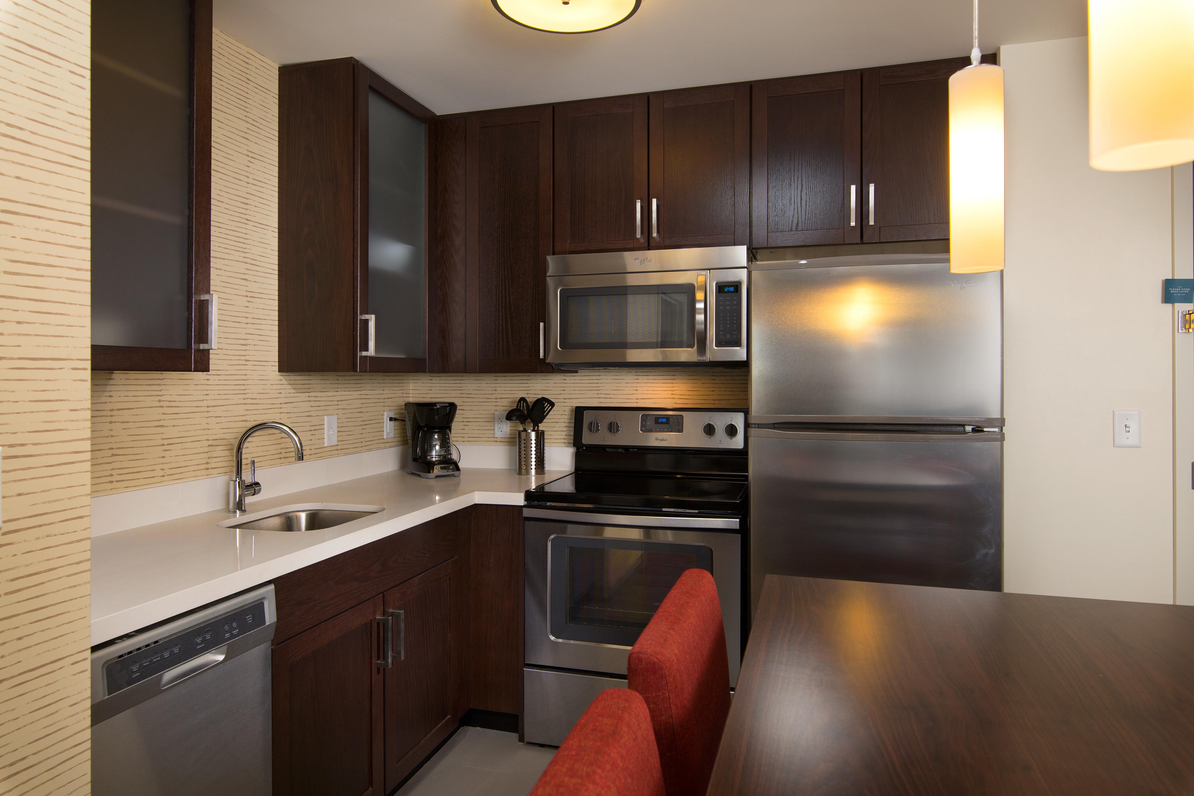 Hotel photo 36 of Residence Inn by Marriott Kansas City at The Legends.