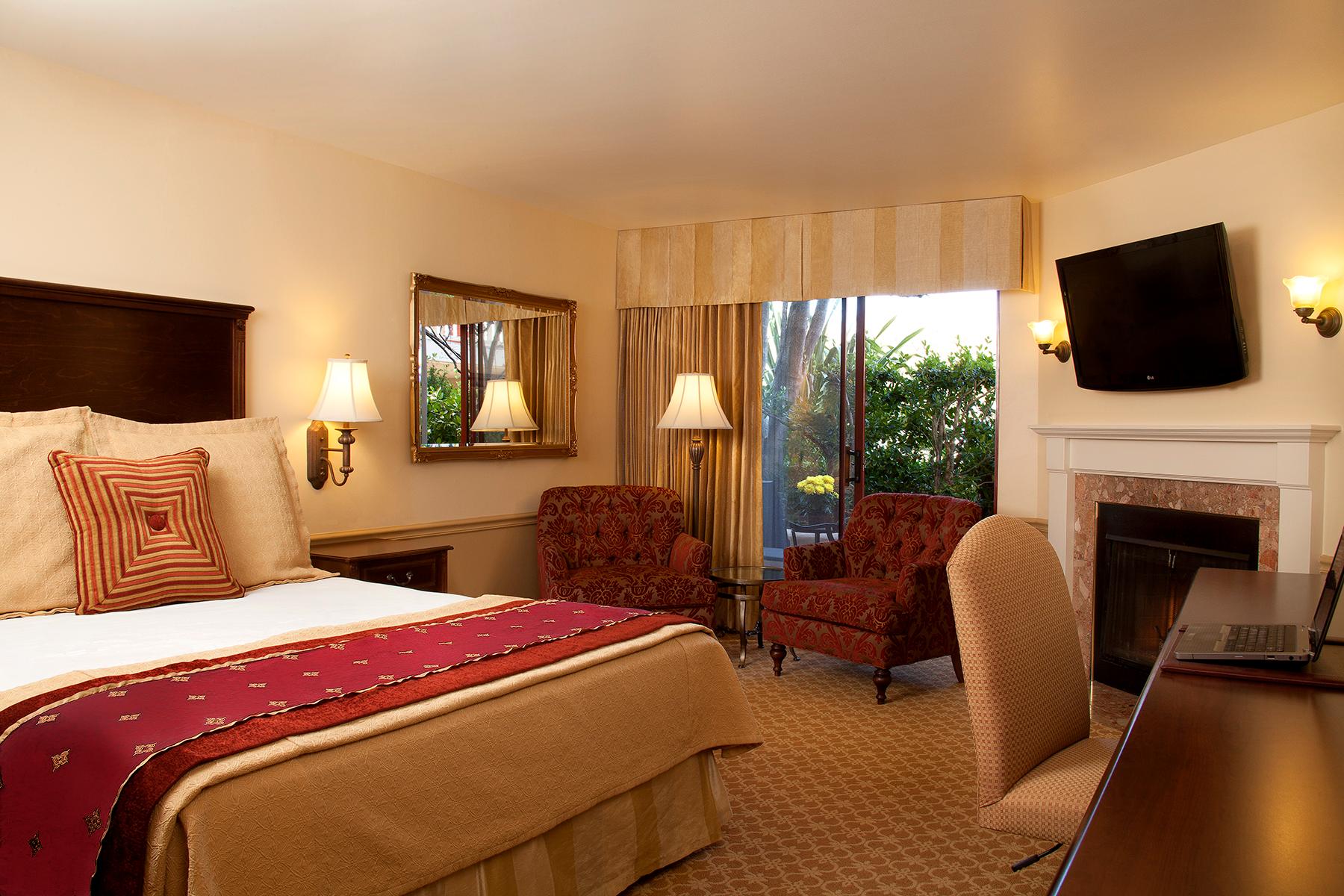 Hotel photo 5 of Victorian Inn.