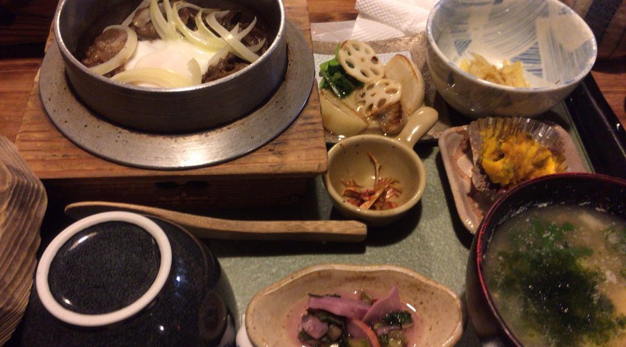 香港釜飯＆とろろ味噌汁