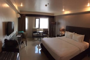 Room & Suite