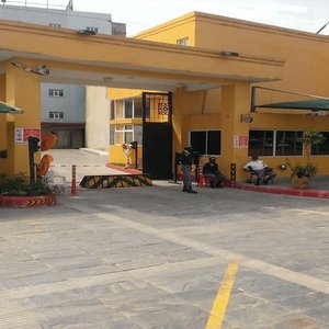 FRONT VIEW