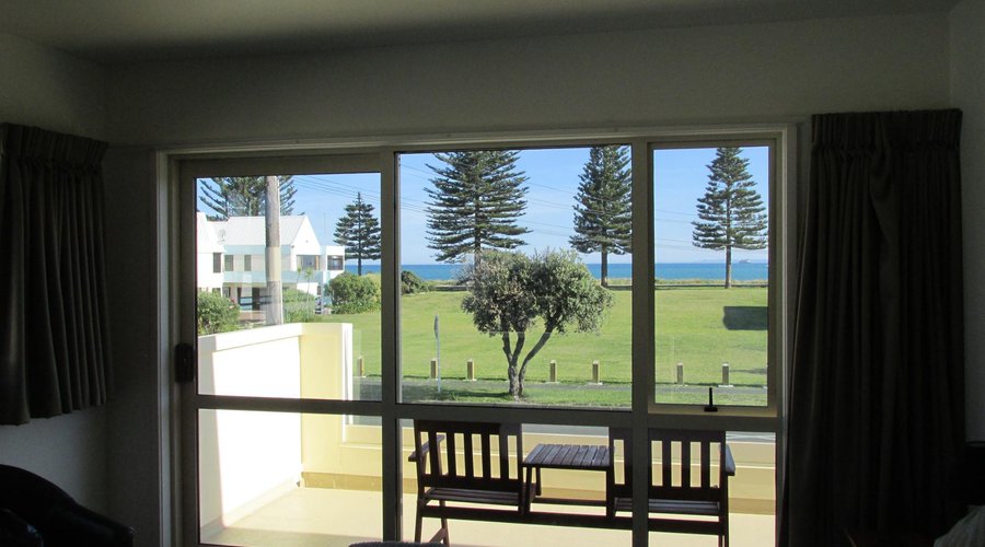 Short stroll across the lawn to the beach