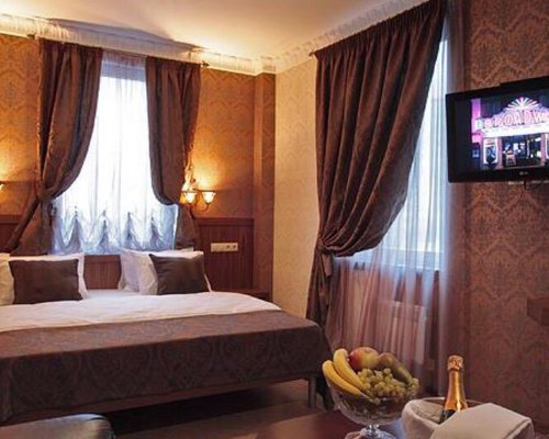 broadway hotel moscow