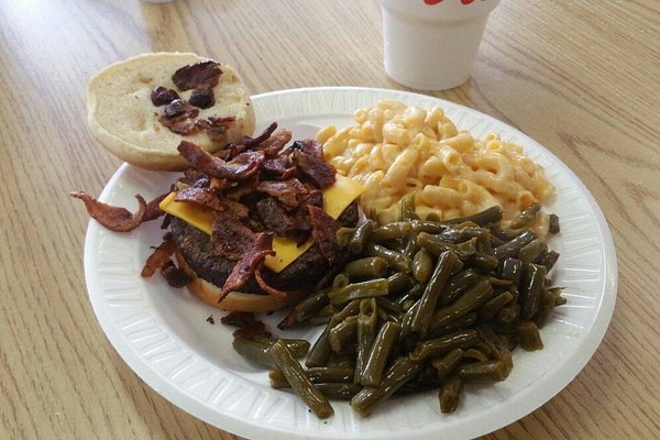 Clean, well stocked, fresh and healthy options at the Jackson, TN location!  So glad we stopped here for dinner! Lots of options! Senior citizen  discount. Free soft serve ice cream! - Picture