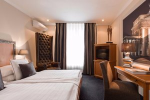 Zimmer und Suite