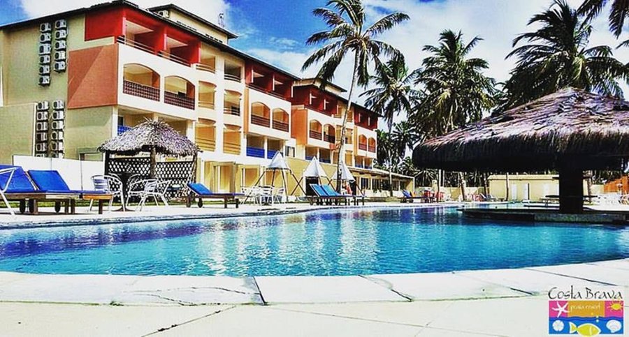 Piscina com mais de 70 metros de largura