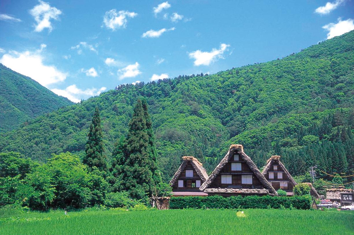過ぎ去りし、のどかな風景」 岐阜県 白川郷 - 轍の途中で